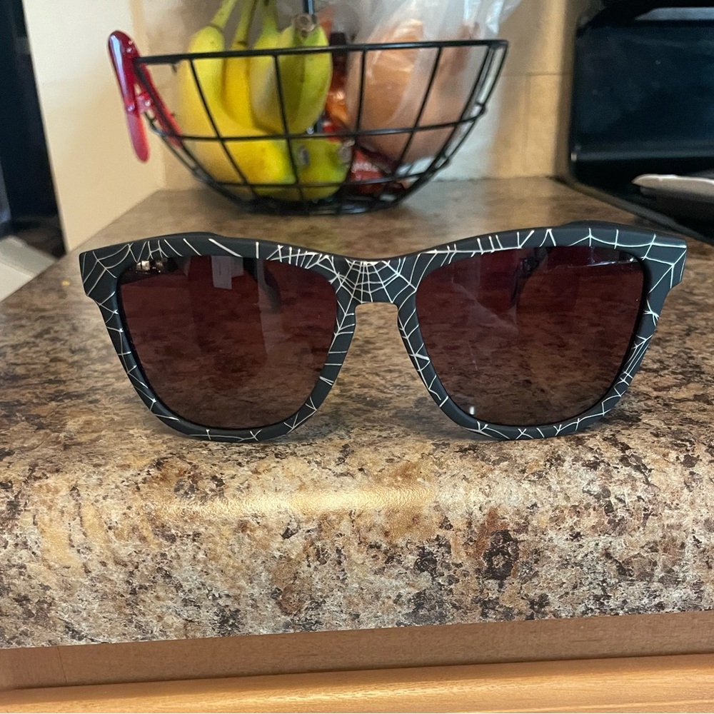 Goodr spider web sunglasses